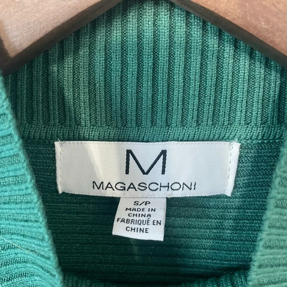 Magaschoni women’s green turtleneck cropped green sweater in size small - Picture 3 of 5